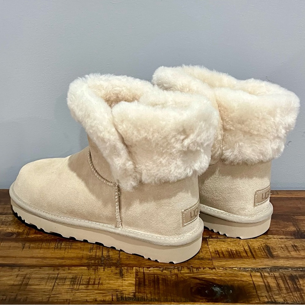 Ugg Cream Women's Boots